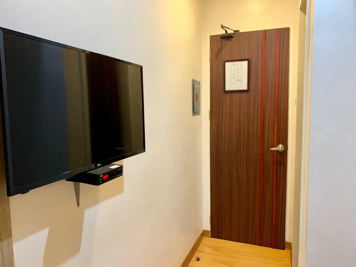 Davao Persimmon Suites Экстерьер фото