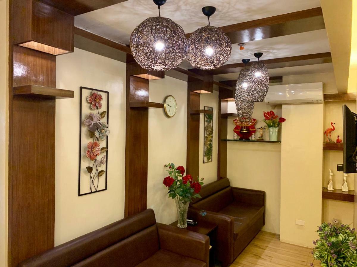 Davao Persimmon Suites Экстерьер фото