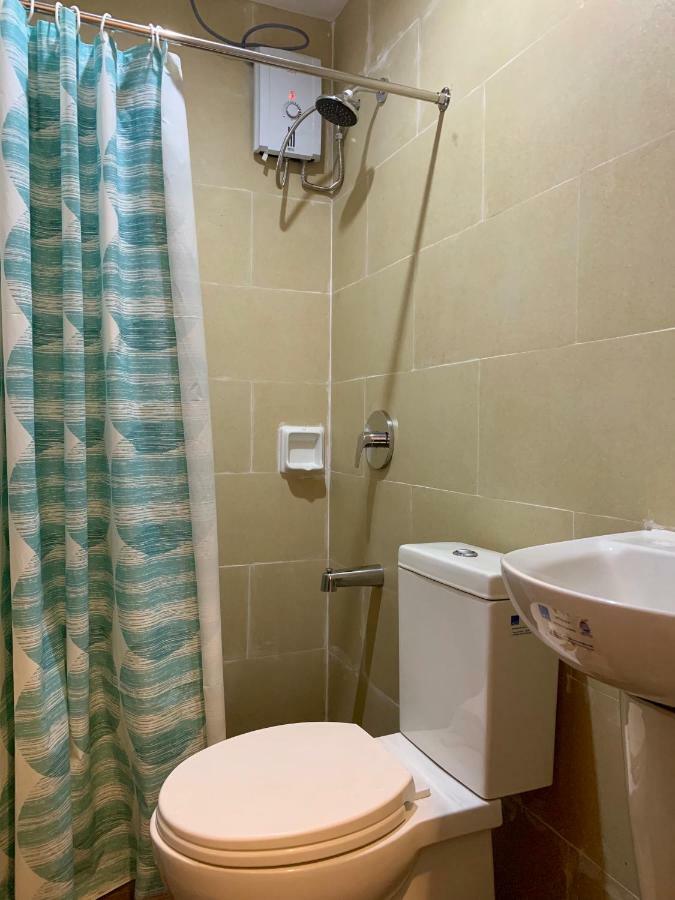 Davao Persimmon Suites Экстерьер фото